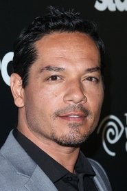 Грег Серано